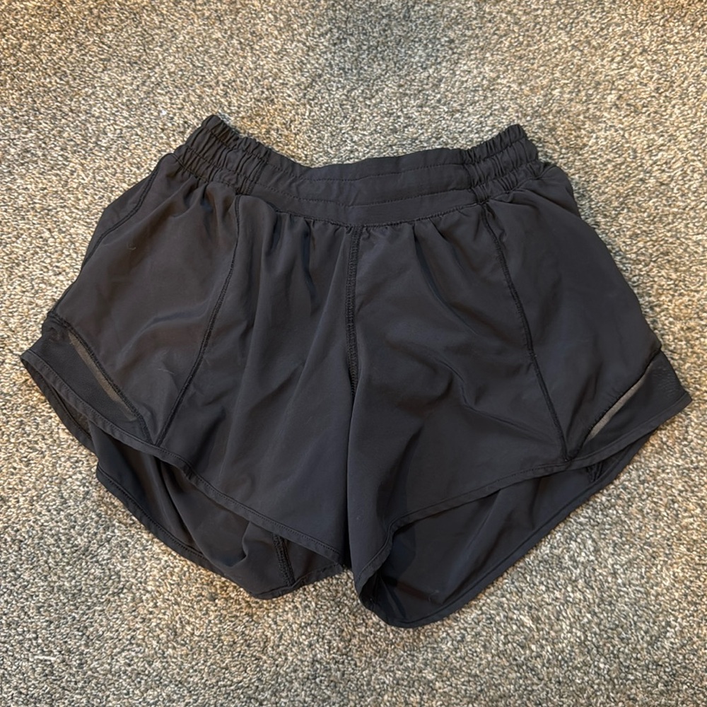 Black lululemon hottie hot shorts